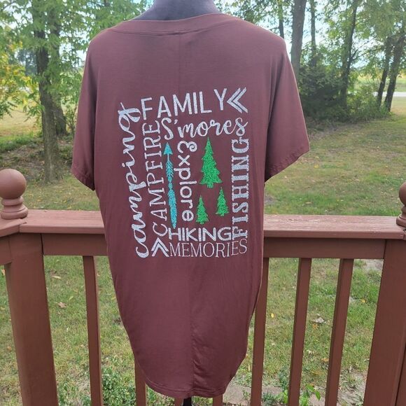 Klotho Women's Burgundy Solid Stretch V-Neck Short Sleeve T-Shirt Size Large NWT - Picture 5 of 15